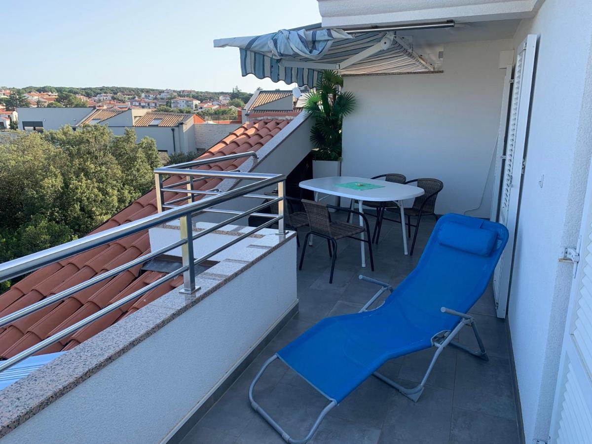Apartmani Auer Pjescana Uvala Exterior foto